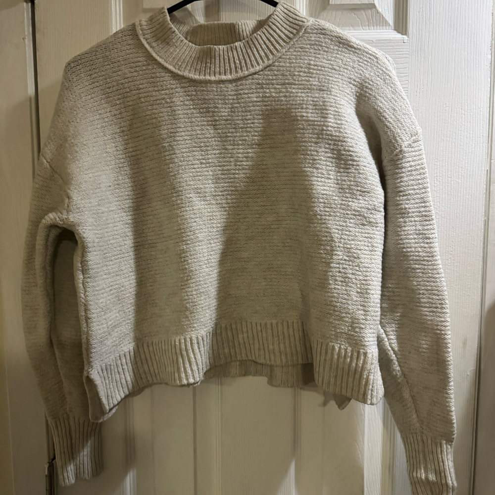American Eagle Women’s XS Cream Mock Neck Oversized Knit Sweater Cropped